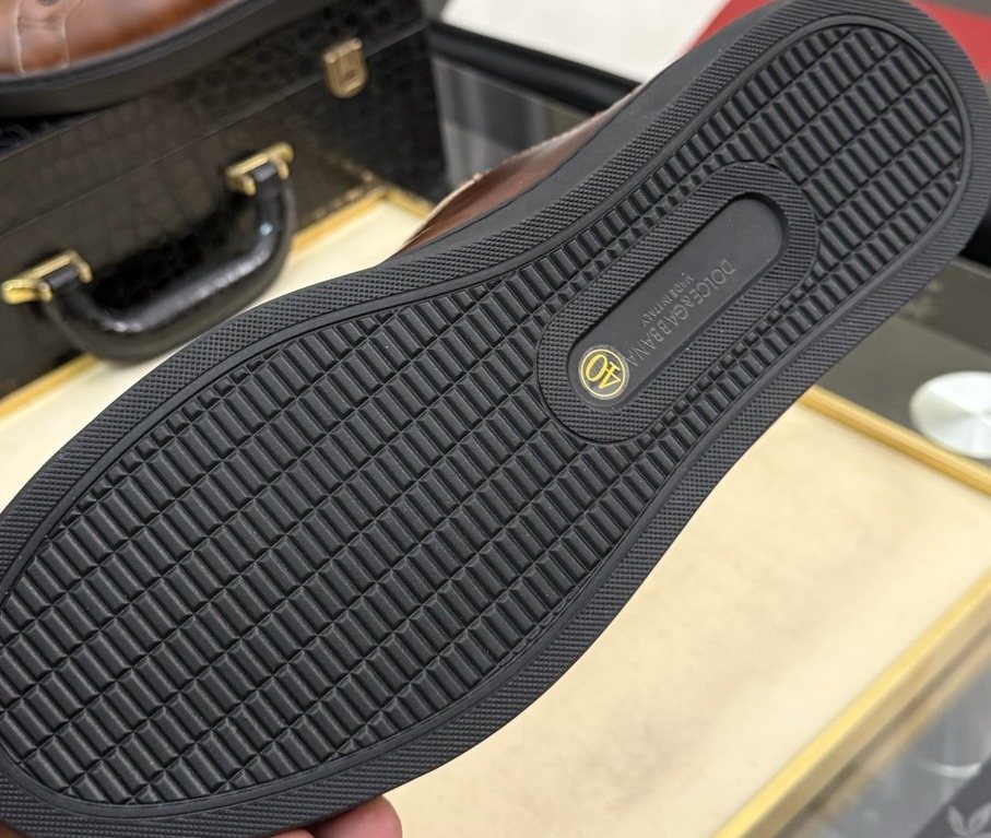 DG Brown Lace-Up Casual Shoes