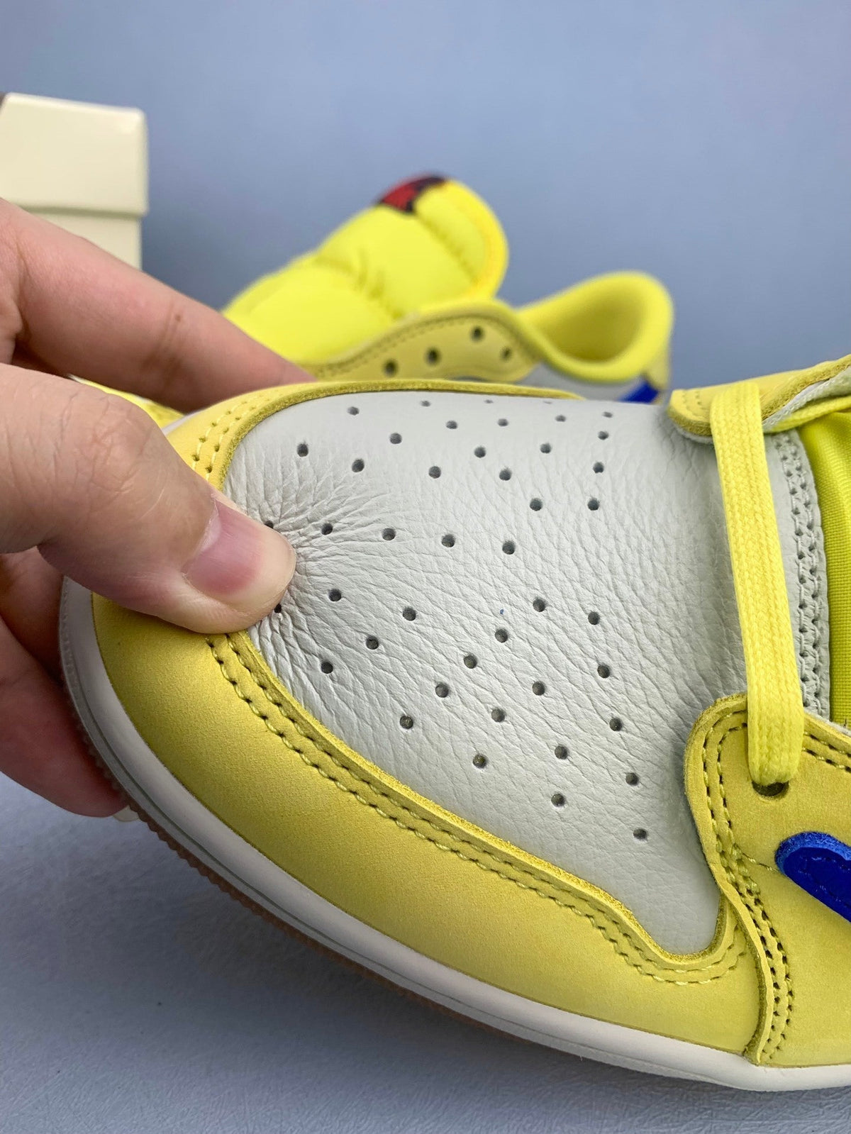 Air Jordan 1 Low OG Reverse Olive Unisex Sneakers DZ4137-700